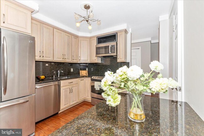 Building Photo - 7505 Democracy Blvd