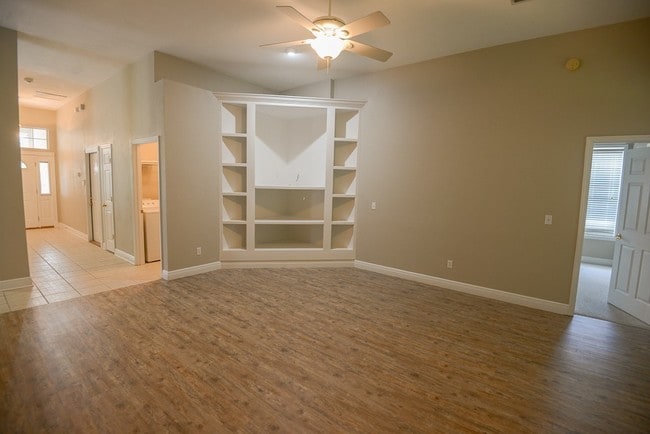 Building Photo - 2878 Frogs Leap Way