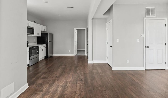 Building Photo - 2301 Whittier Ave