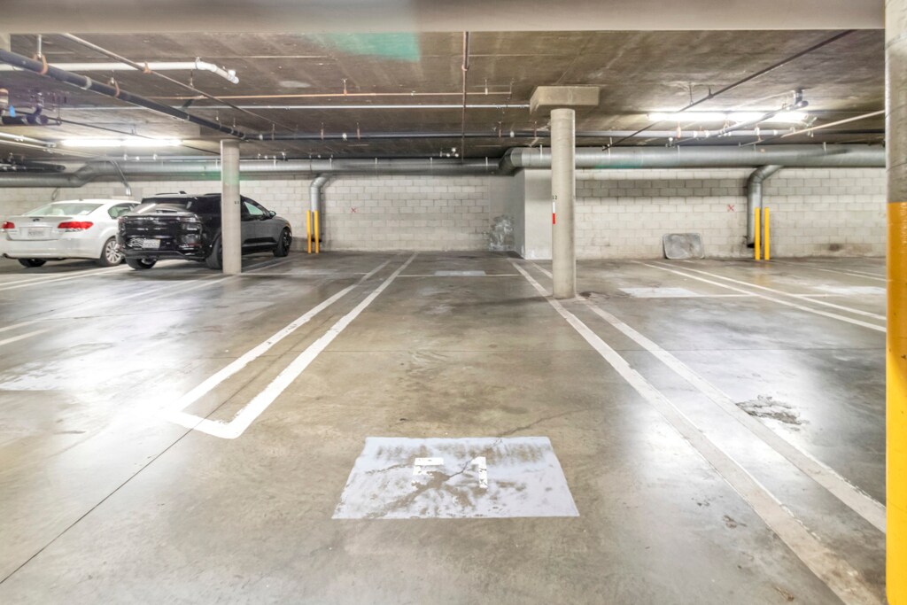 Building Photo - 4499 Via Marisol Via