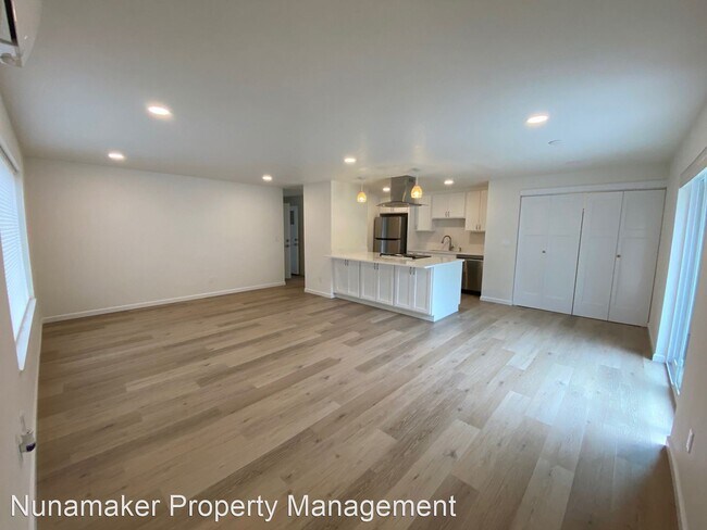 Building Photo - 3 br, 2 bath House - 822 Forest Ln
