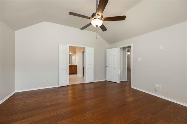 Building Photo - 2444 Elm Leaf Ln