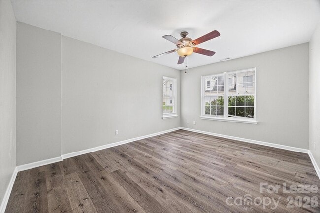 Building Photo - 5194 Brooktree Dr