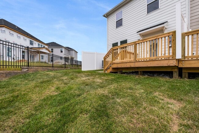 Building Photo - 5339 Bellflower Hls