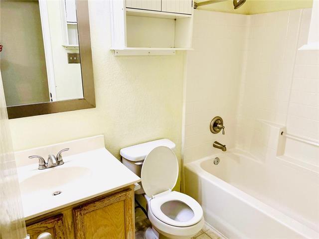 Building Photo - 3107 Westview Dr