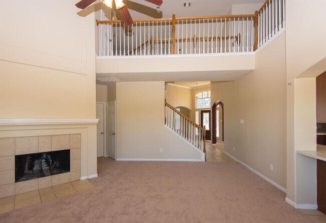 Building Photo - 8603 E Windhaven Terrace Trail