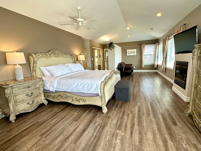 Building Photo - 1541 Ocean View Ln