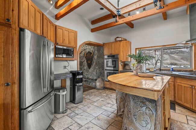 Building Photo - 84 Arcturus Dr