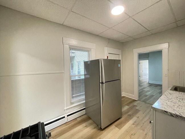 Building Photo - 53 Pennacook St