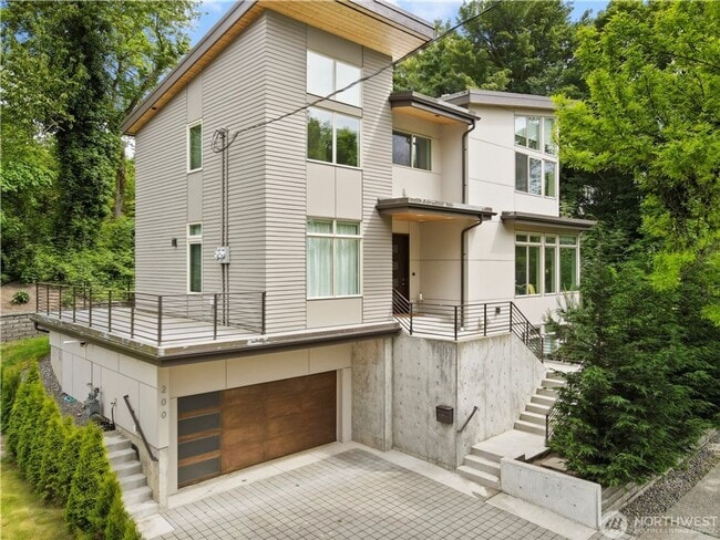 Primary Photo - 4bd/3.75ba Seattle House