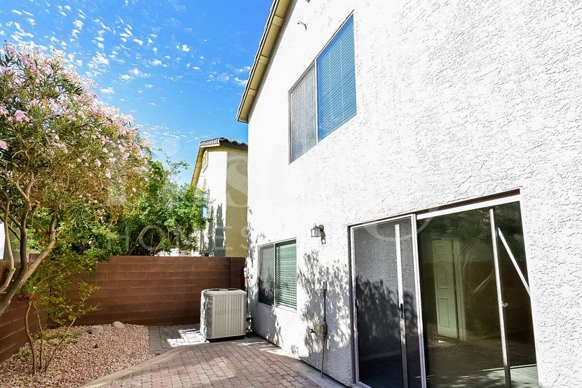 Building Photo - 7848 Marbledoe St