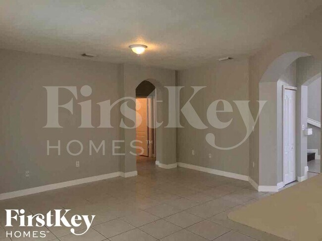 Building Photo - 15320 SW 141st Ct