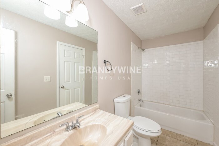 Building Photo - 6575 Smoke Ridge Dr