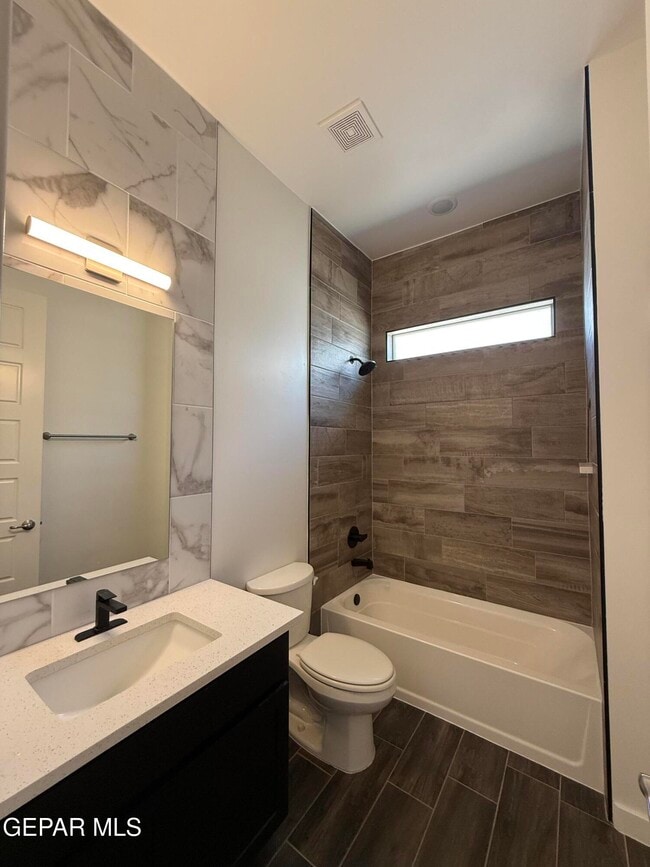 Building Photo - 13389 Carterton Ave