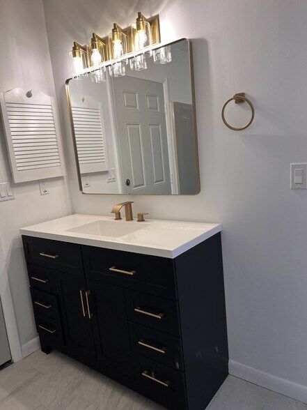 Building Photo - 19 Brittany Ln