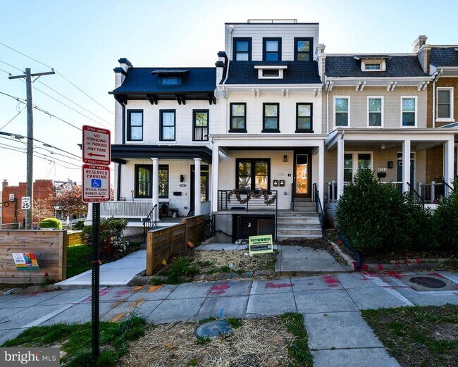 Building Photo - 4202 3rd St NW