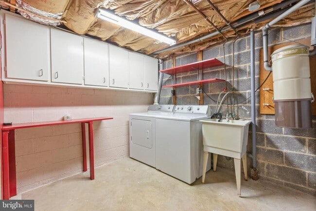 Building Photo - 19327 Frenchton Pl