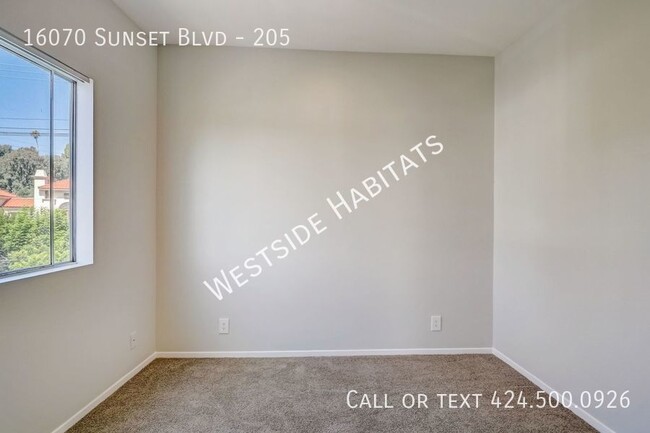 Building Photo - 16070 Sunset Blvd