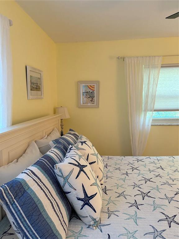 Building Photo - 14531 Walsingham Rd