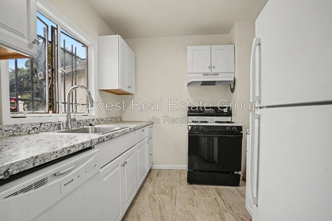 Building Photo - 8400 MacArthur Blvd