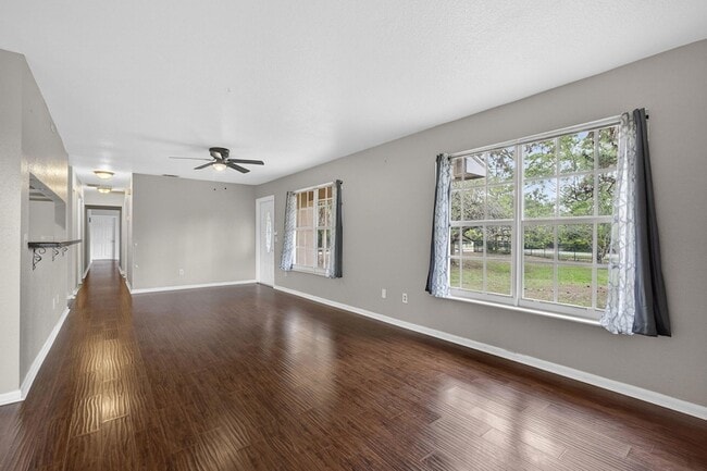 Building Photo - 16932 Okeechobee Blvd