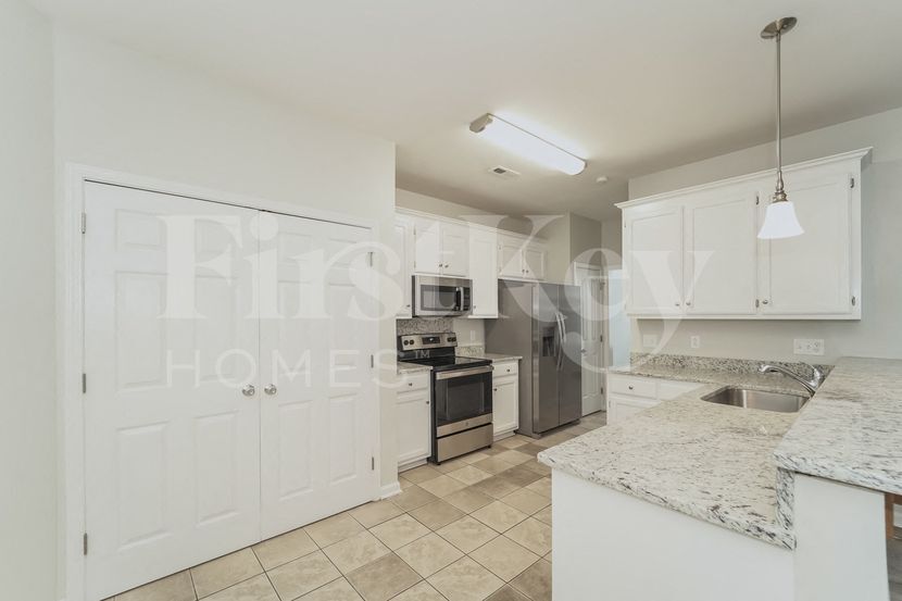 Building Photo - 6412 Spanish Moss Ln