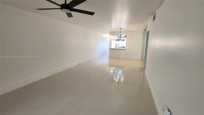 Building Photo - 2403 Antigua Cir