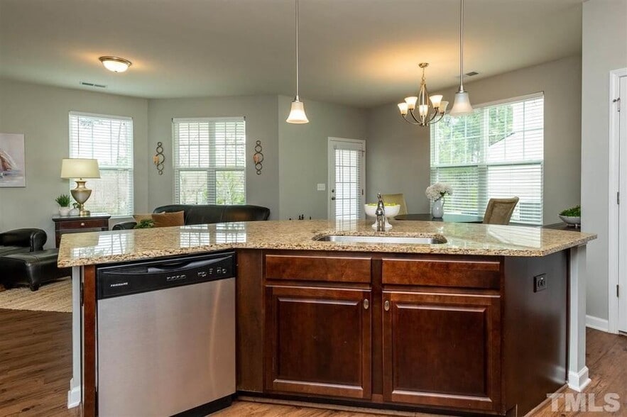 Building Photo - 1117 Neighborly Way