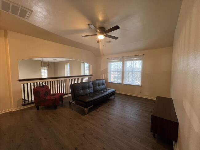 Building Photo - 2403 Summers Glen Ct