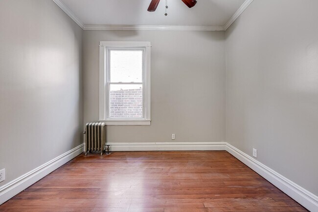 Building Photo - 149 Beach St