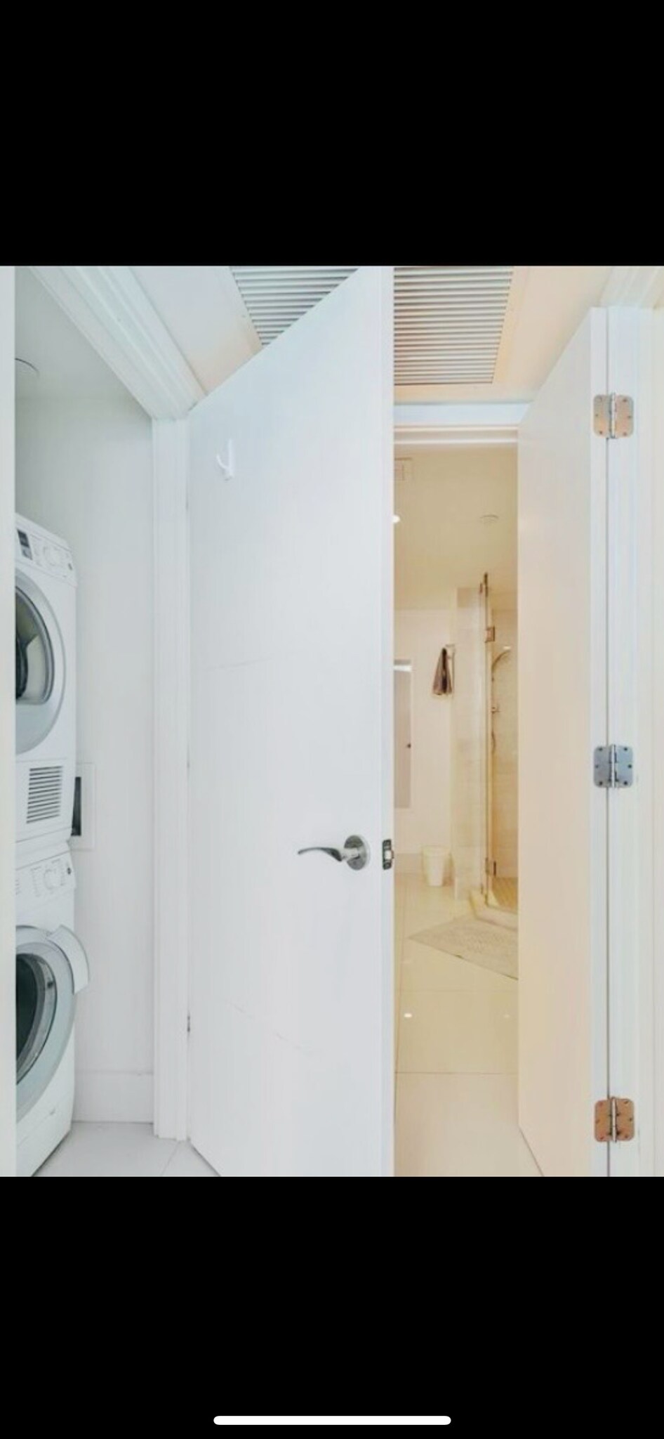 Washer/Dryer - 6801 Collins Ave