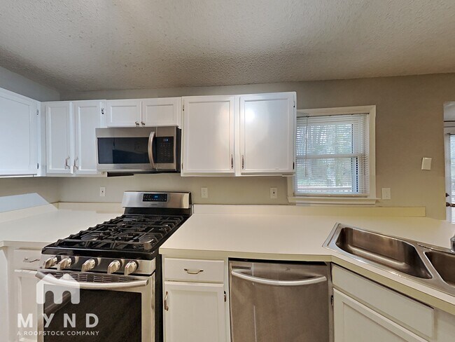 Building Photo - 51 Richaven Pl