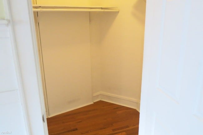 Building Photo - 7239 Penn Ave