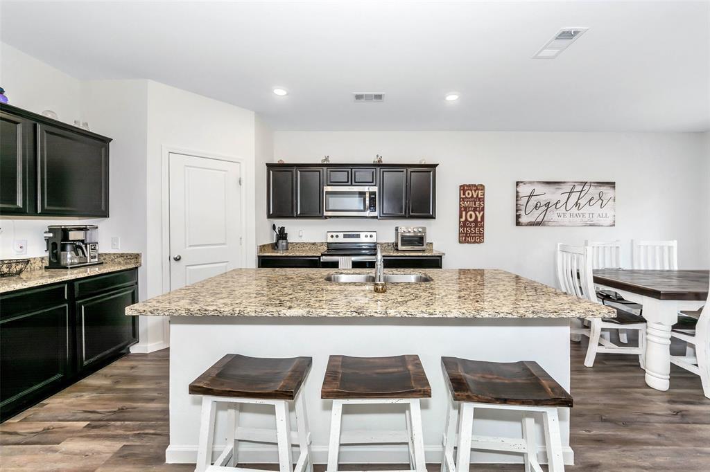 Building Photo - 6501 Monitor Ln