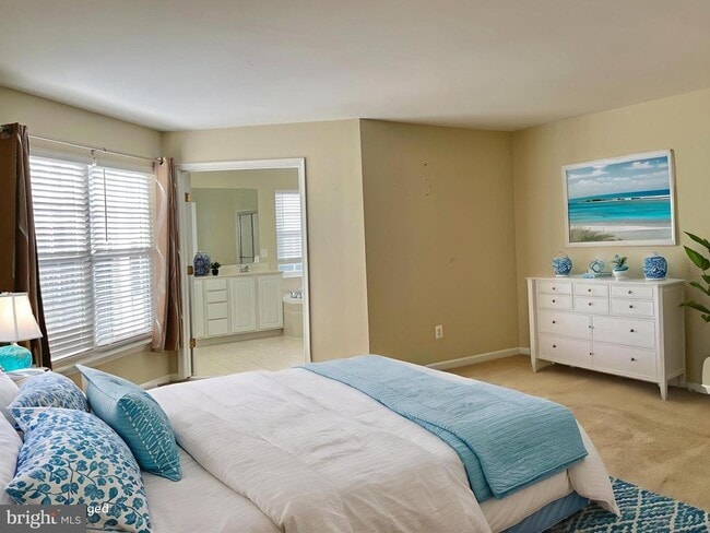 Building Photo - 12313 Tanalian Falls Ln