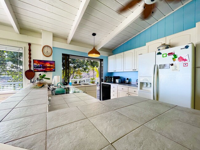 Building Photo - Furnished Wailae Nui Ridge Home with Direc...