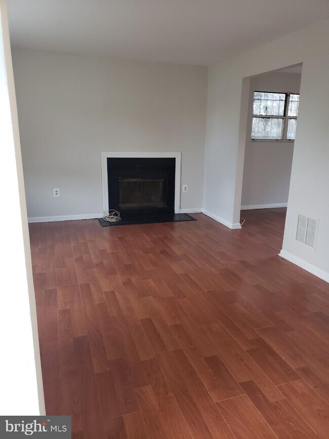 Building Photo - 924 Portia Ct