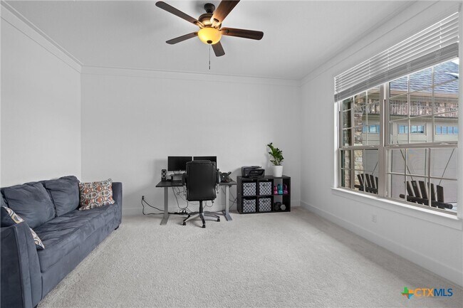 Building Photo - 1604 Hinterwald St