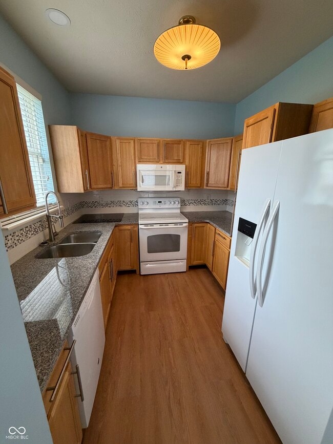 Building Photo - 2516 N College Ave