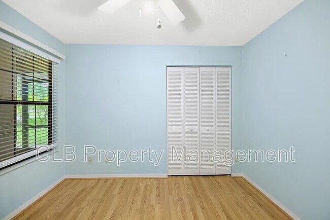 Building Photo - Lovely 2 bedroom/2 bathroom duplex in Port Orange
