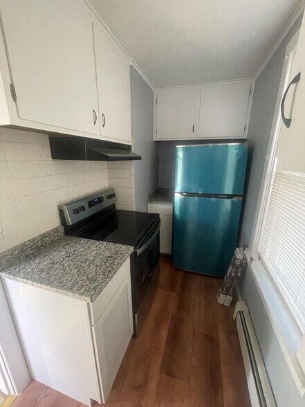Kitchen - 26 Kilton St
