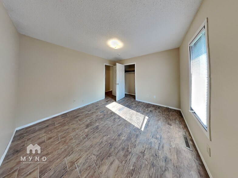 Building Photo - 2055 S Ferguson Ave