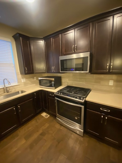 Building Photo - 11188 E 25th Dr