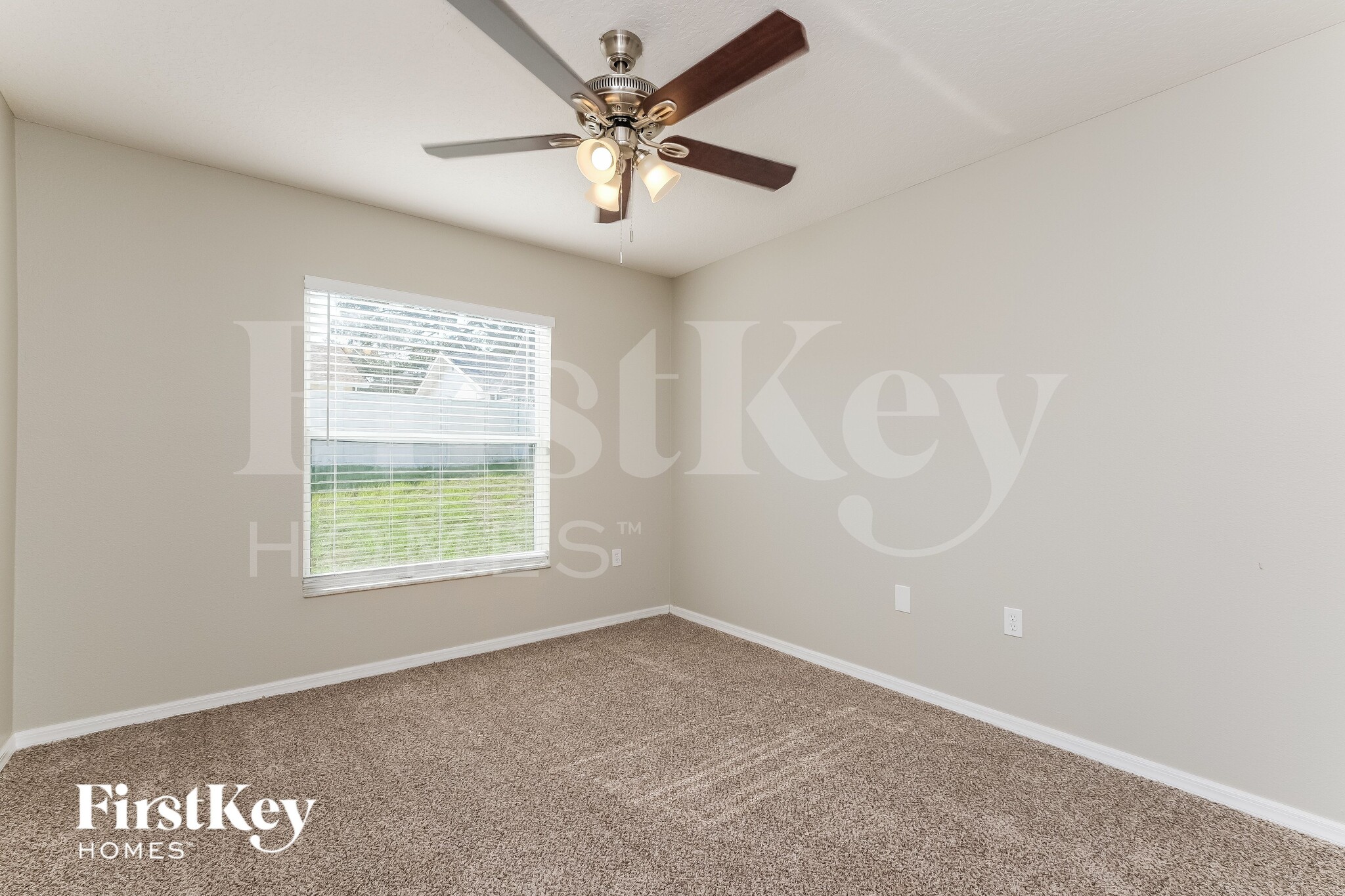 Building Photo - 10121 Briar Cir