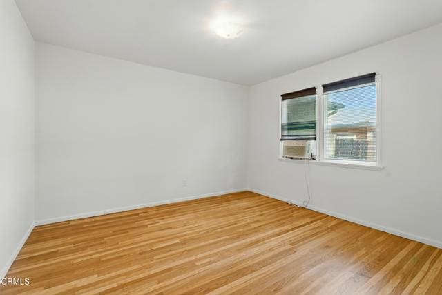 Building Photo - 1545-1542 Riverside Dr