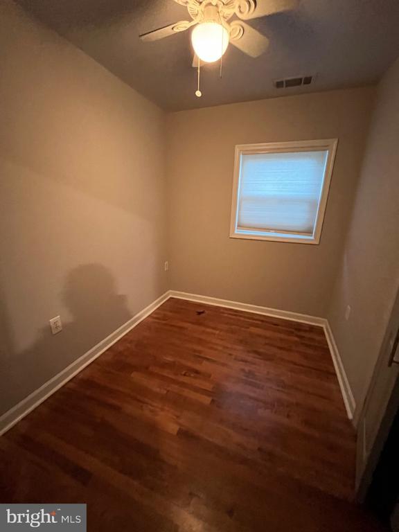 Building Photo - 2217 Gaylord Dr