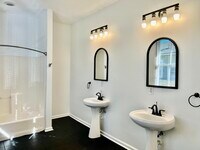 Building Photo - 1817 S Rendon St