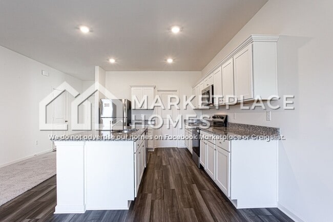 Building Photo - 144 Bandimere Pkwy