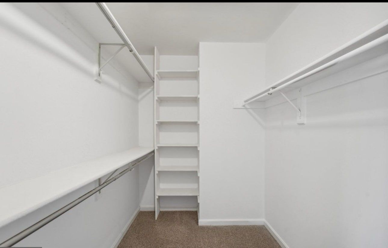 Building Photo - 7813 Flager Cir