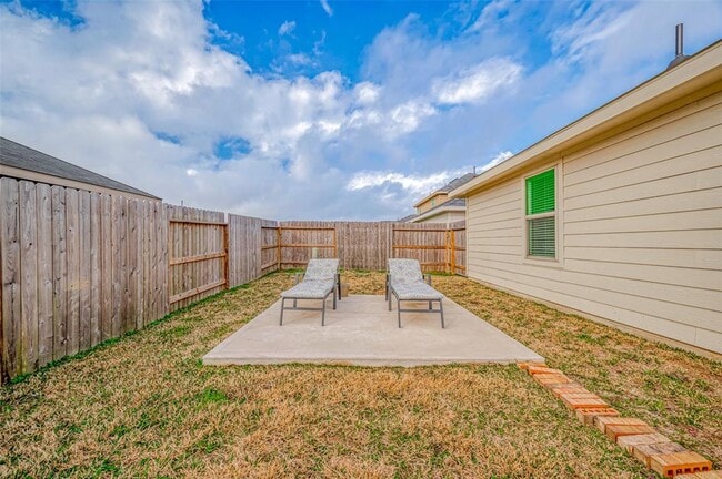 Building Photo - 24119 Maple Turn Ln